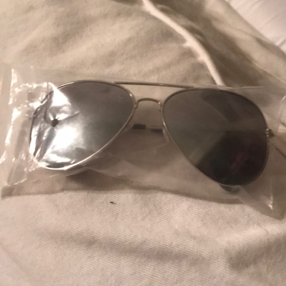 Sunglasses - Picture 3 of 3